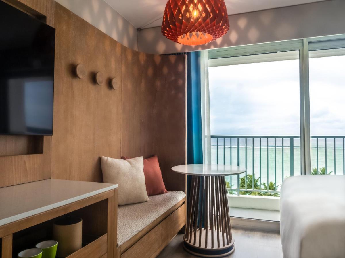 Crowne Plaza Resort Guam Tumon Exterior photo